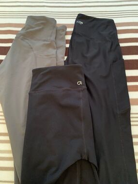 GAPFit Black High-Waist Workout Leggings - XS